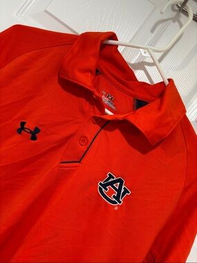 UNDER ARMOUR Men’s Small Auburn Orange Polo